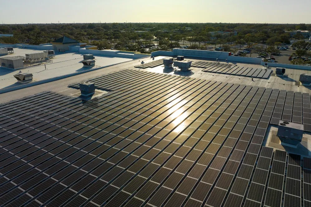 Commercial Rooftop Solar in Nashik for Businesses Looking to Take Control of Energy Costs