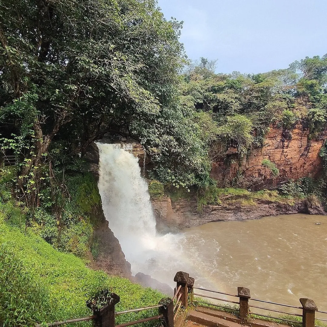 Places To Visit In Goa
Arvalem Waterfalls
Arvalem Waterfalls, Goa Overview
One of the most beauti...