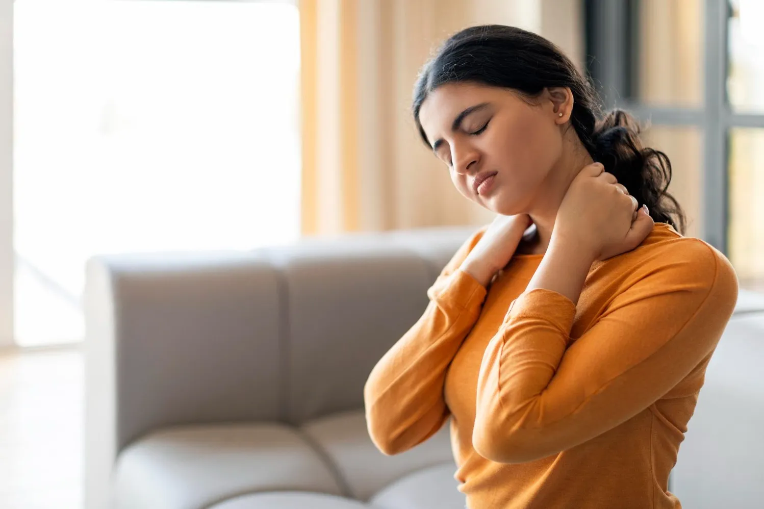 Treatment for Neck Pain in Kalamboli