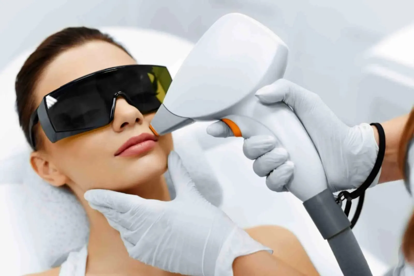 Laser Hair Reduction Treatment In Vashi