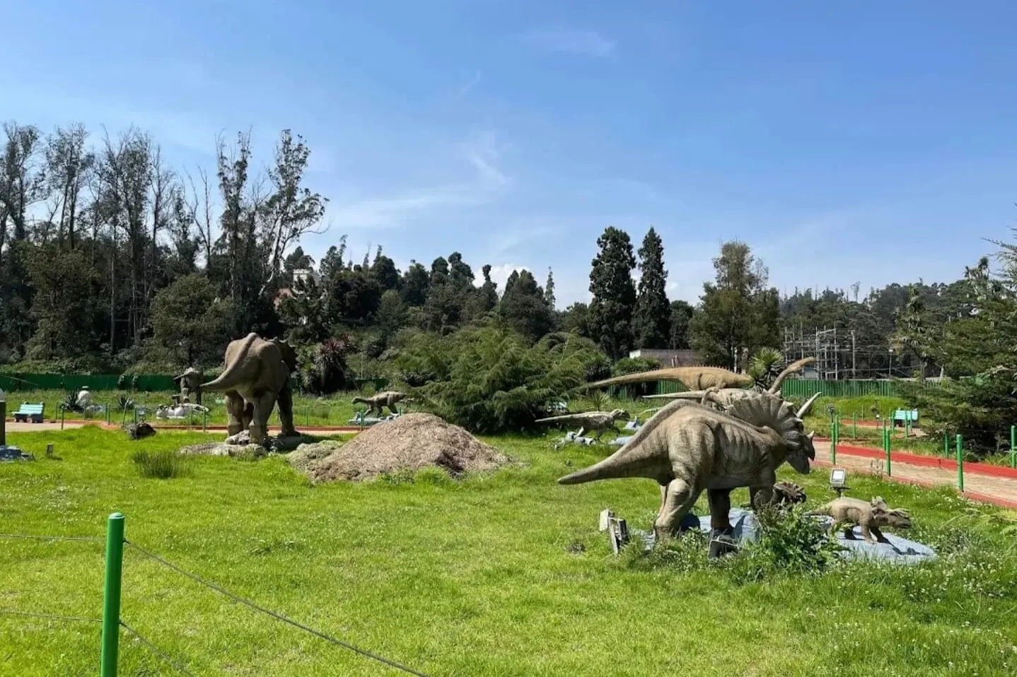 Places To Visit In Ooty
Thunder World
Thunder World, Ooty Overview
Thunder World is a themed amus...
