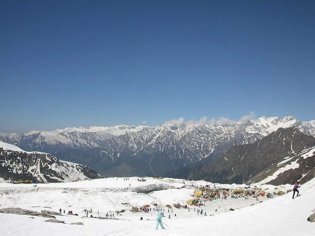 Best Things To Do in Himachal Pradesh
Rohtang Pass
Rohtang Pass, Manali Overview
Rohtang Pass is ...