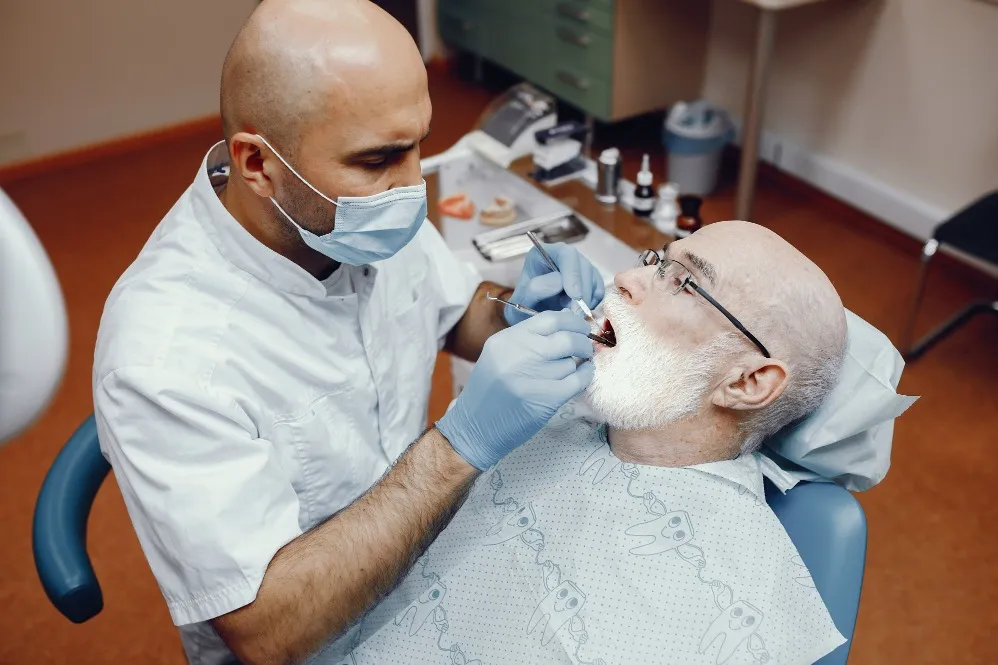 Single Sitting Root Canal Treatment in Kalkaji for Faster Relief From Tooth Pain
