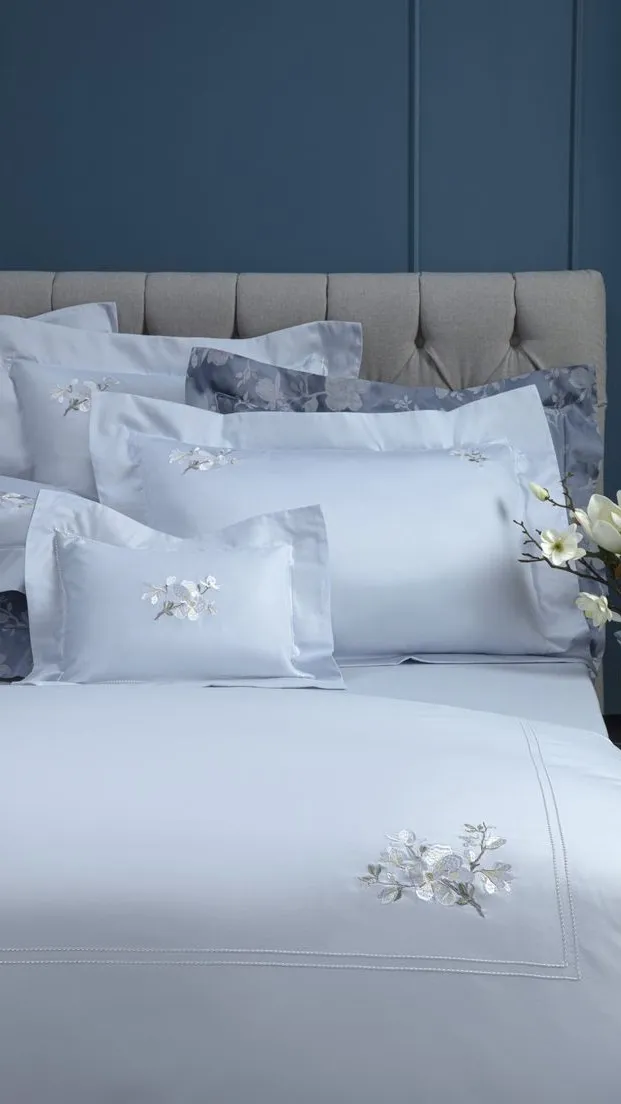 LUXURY BEDDING SHOWROOM IN NAGPUR - PALAK FURNISHING
