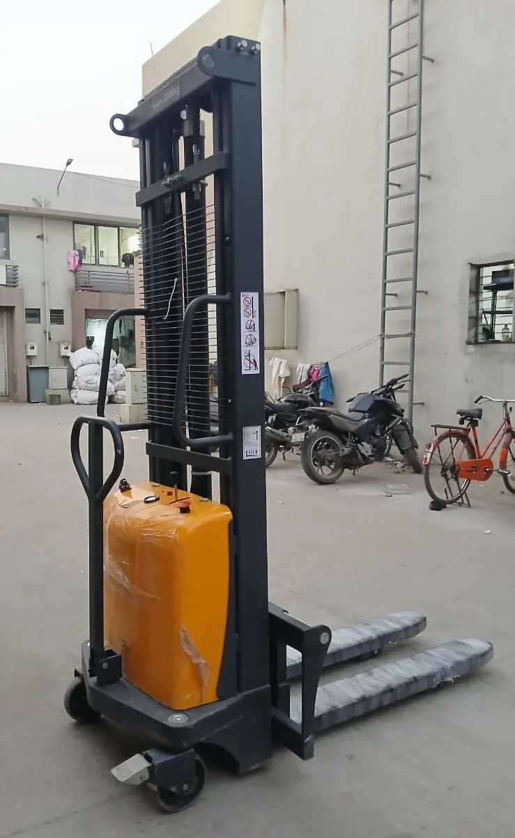 Semi Electric Stacker Manufacturer