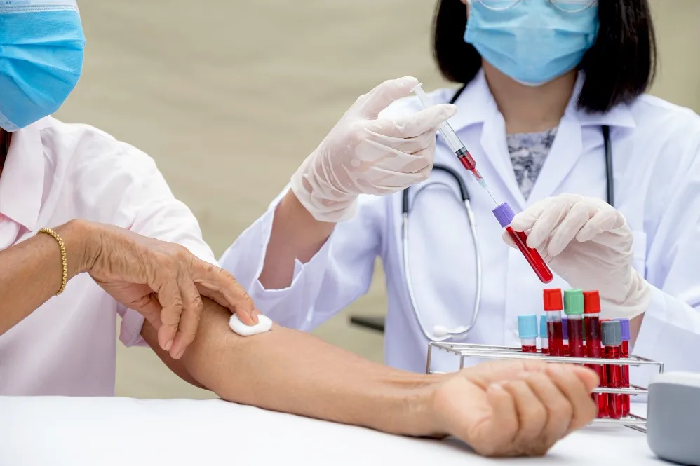 Get Discount On Blood Test In Dwarka With Reliable Reporting