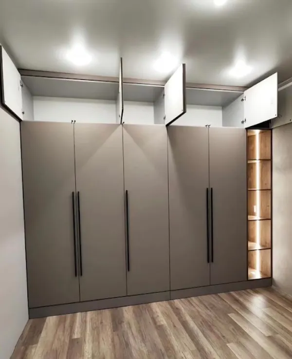 Wardrobe Manufacturer in Kiwale