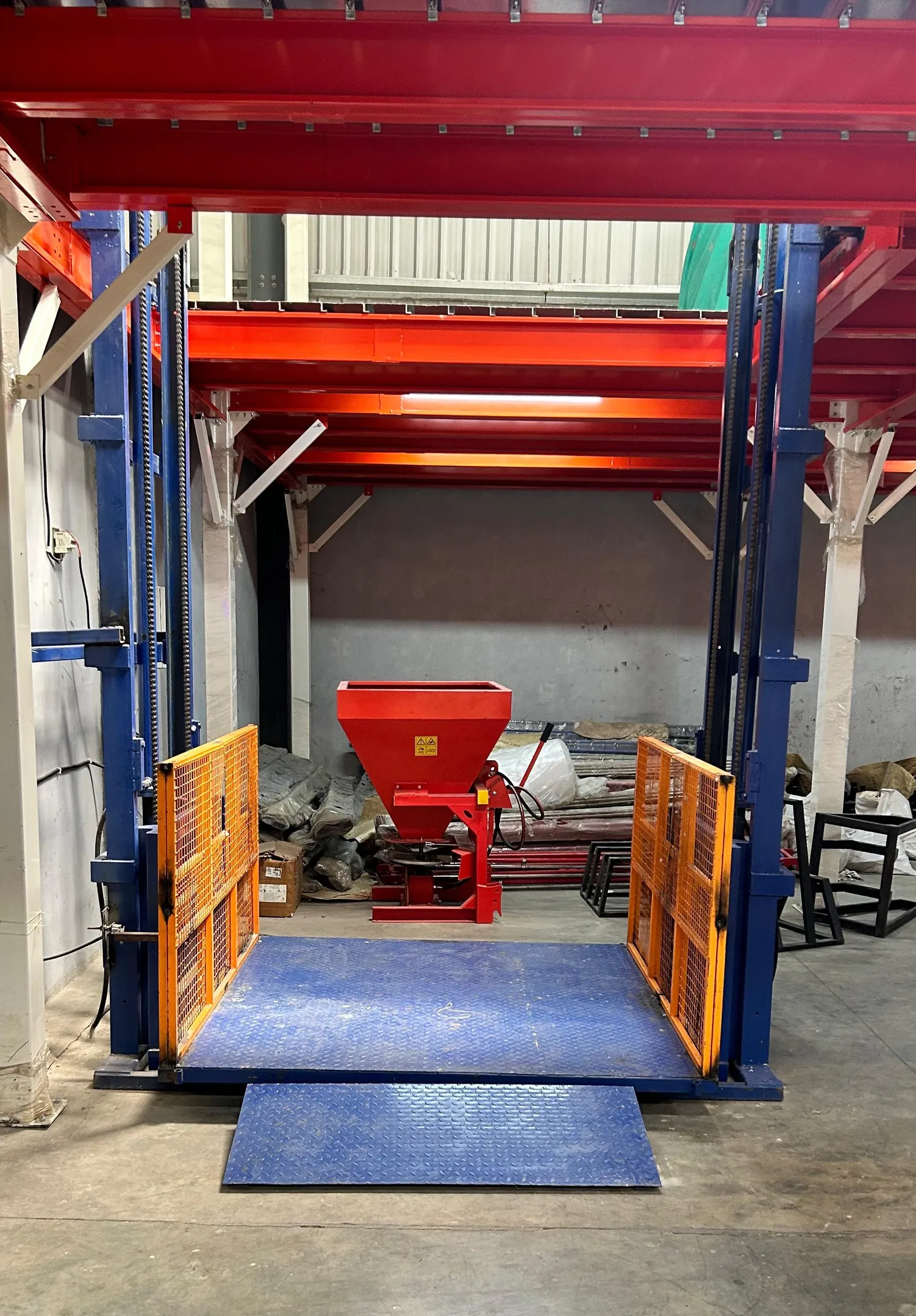 Factory Goods Lift Manufacturer