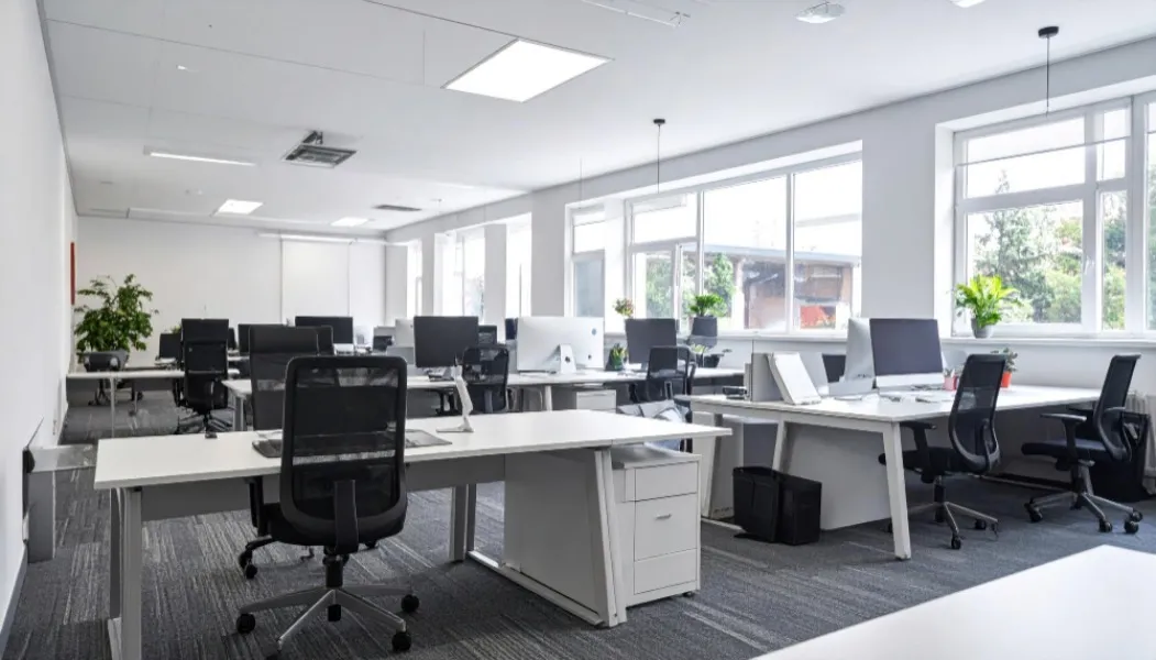 Office Workstations for Commercial Office Setup in Thane Structured Spaces for Better Productivity