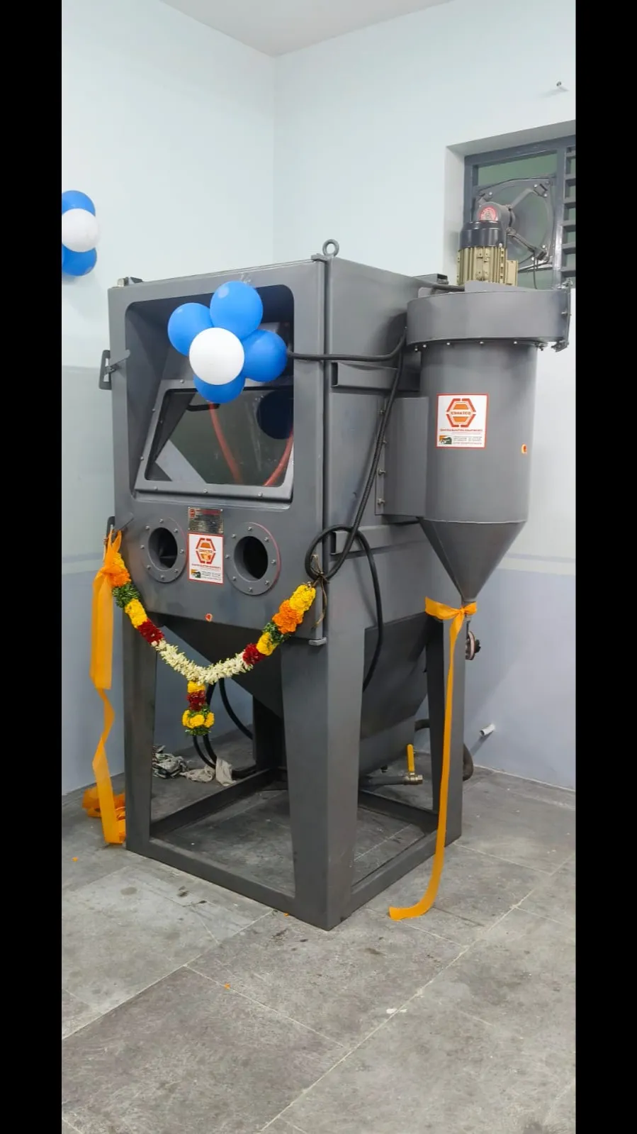 Wet / Vapour Blasting Cabinet system