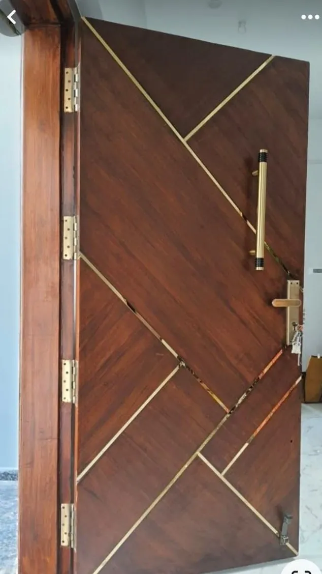Rooms doors