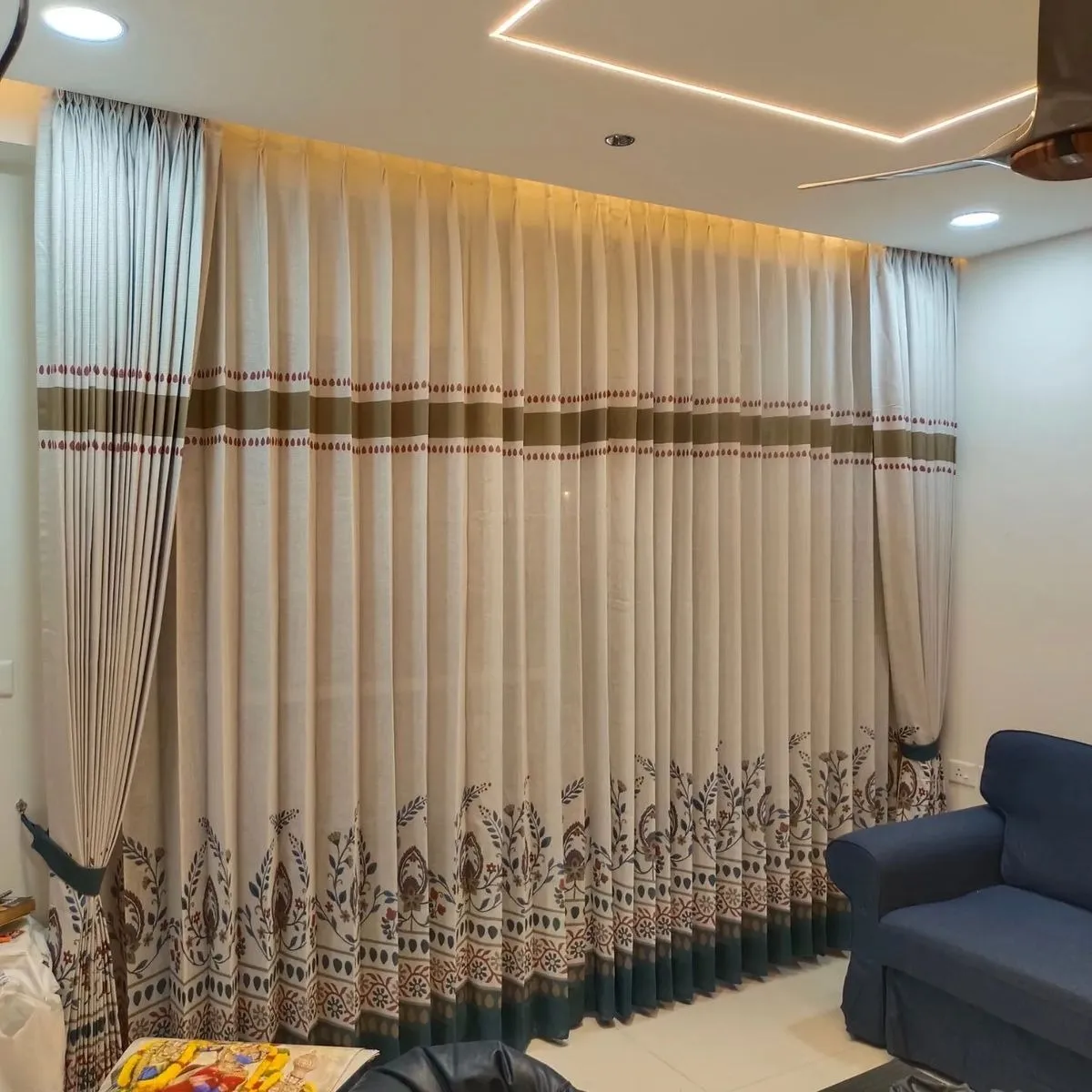 DESIGNER CURTAIN SHOWROOM IN NAGPUR - PALAK FURNISHING