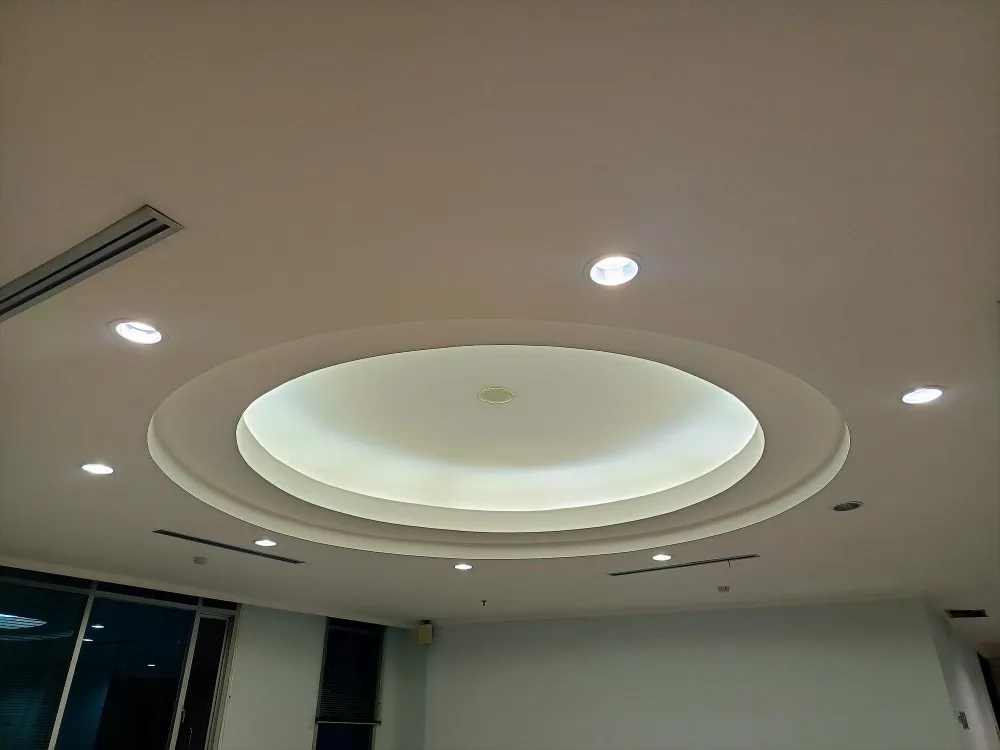 Surface Mounted False Ceiling Lights: Choosing the Right Option for Modern Interiors