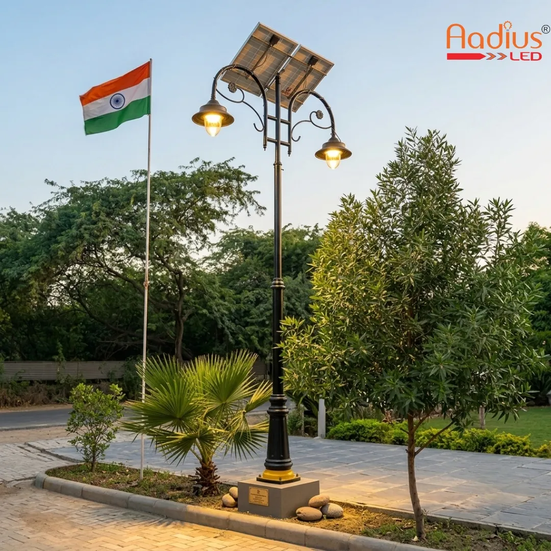 Double Arm Decorative solar street light Manufacturers
