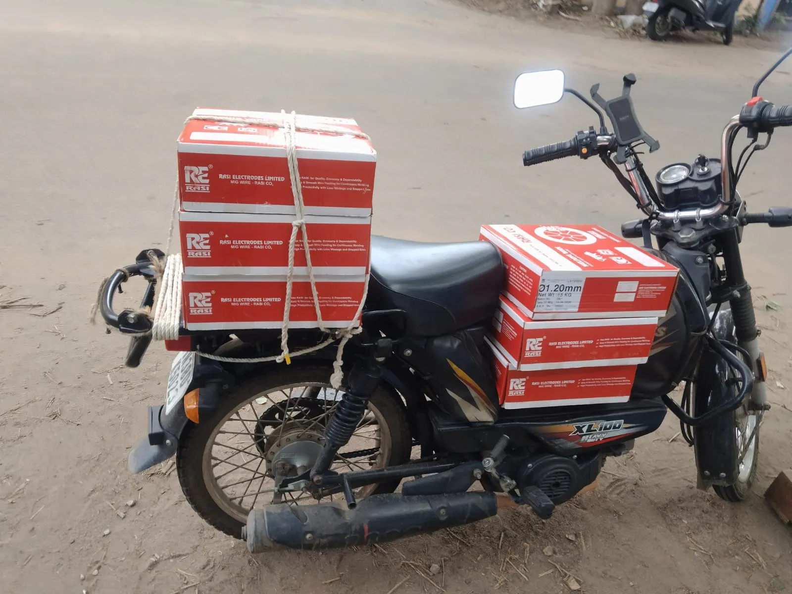Bulk Rasi MIG Welding Wire Delivery to T.T.S Garden | Weldmart