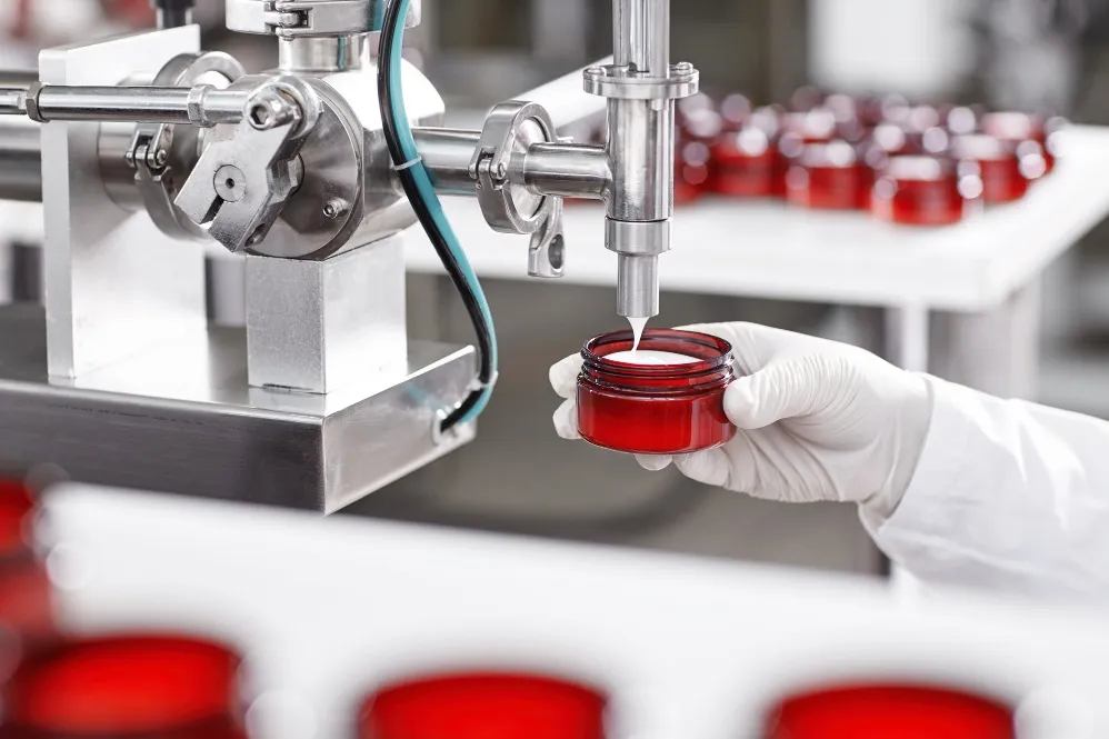 Cosmetic Contract Manufacturer in Delhi Helping Brands Scale Efficiently