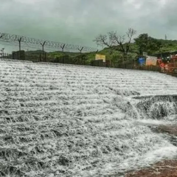 Places To Visit In Lonavala
Bhushi Dam
Bhushi Dam, Lonavala Overview
Bhushi Dam is a masonry dam ...