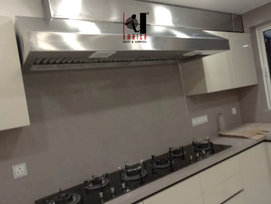 SS Exhaust Hood with Baffle Filter Helps Keep Commercial Kitchens Cleaner
