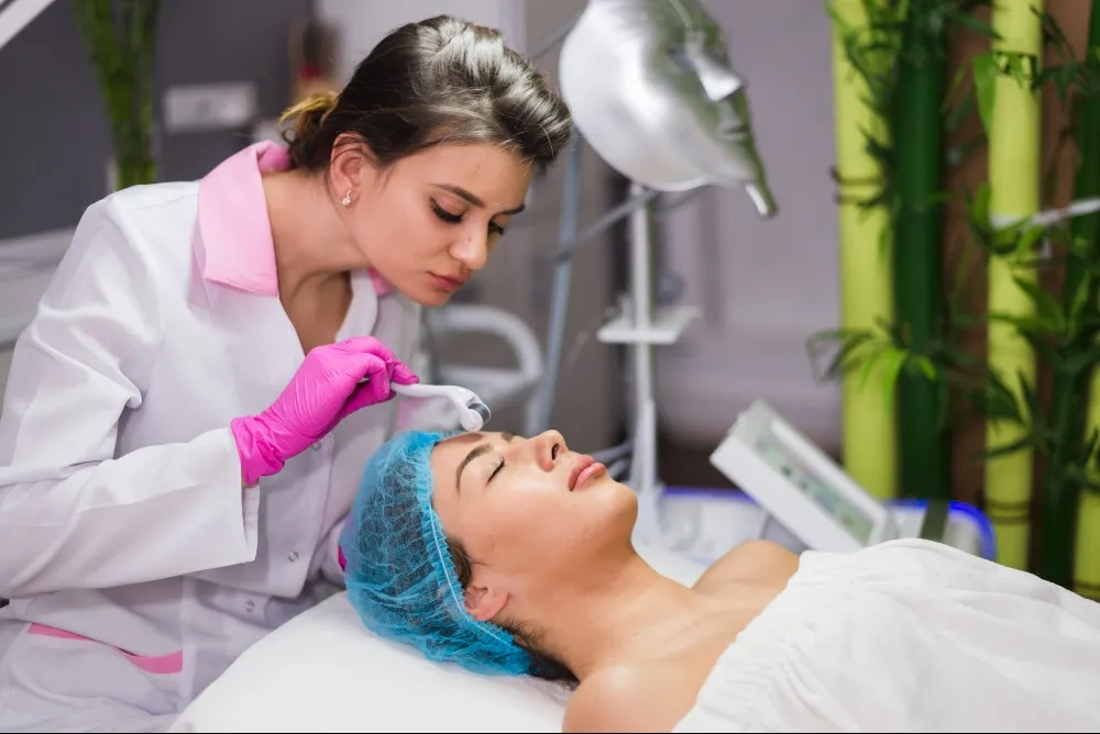 Skin Specialist in Adyar: When Should You See One for Your Skin Concerns?