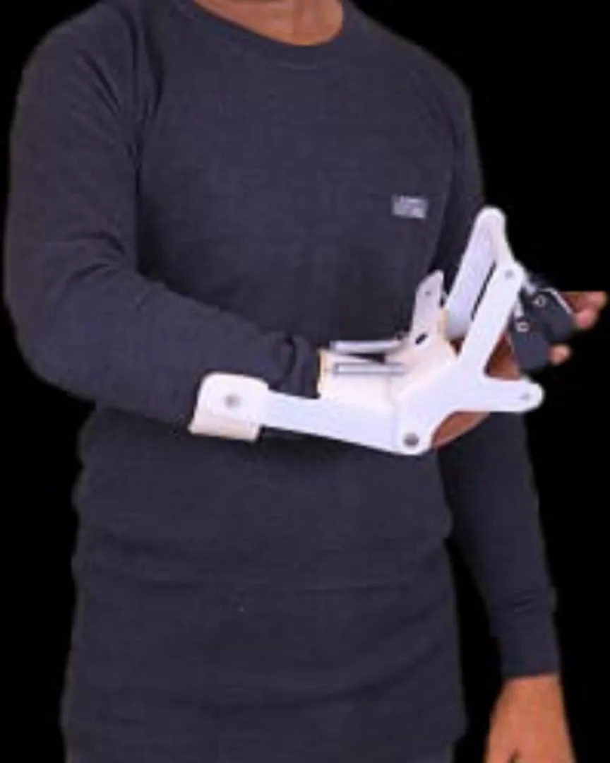 Dynamic Wrist Splint with Finger Extension – As per Size Available in Kalwa West