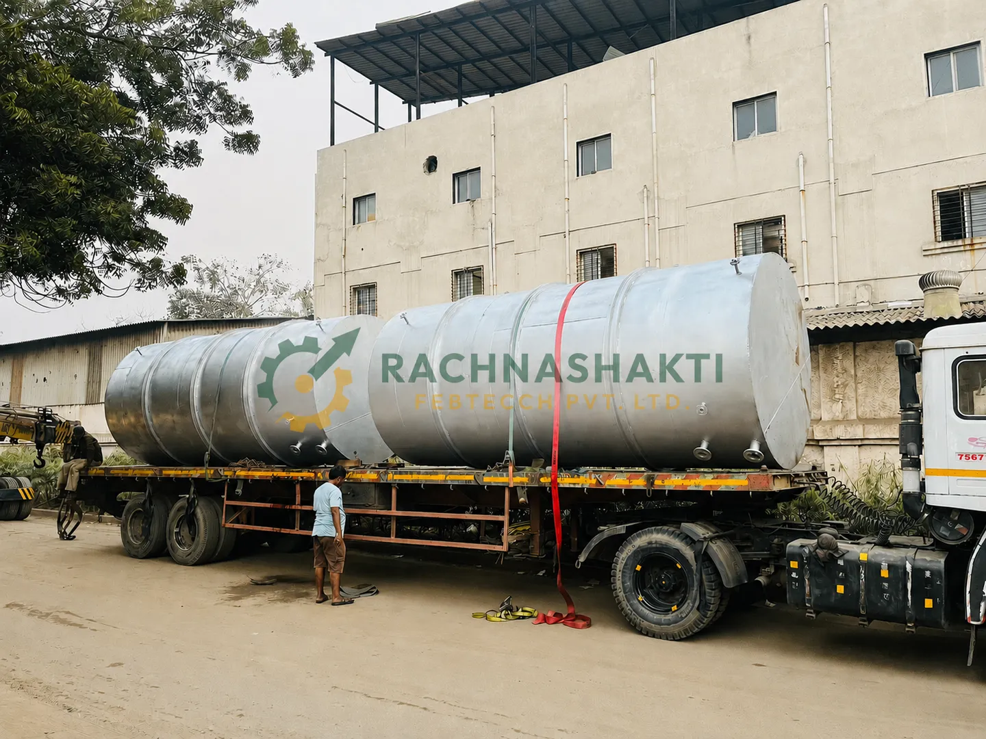 Solvent Storage Tank Manufacturer in Ankleshwar