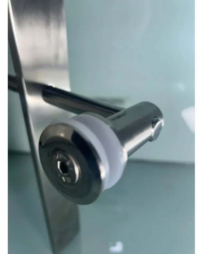 How to Choose the Right Glass Holder Manufacturer for Safe and Durable Installations