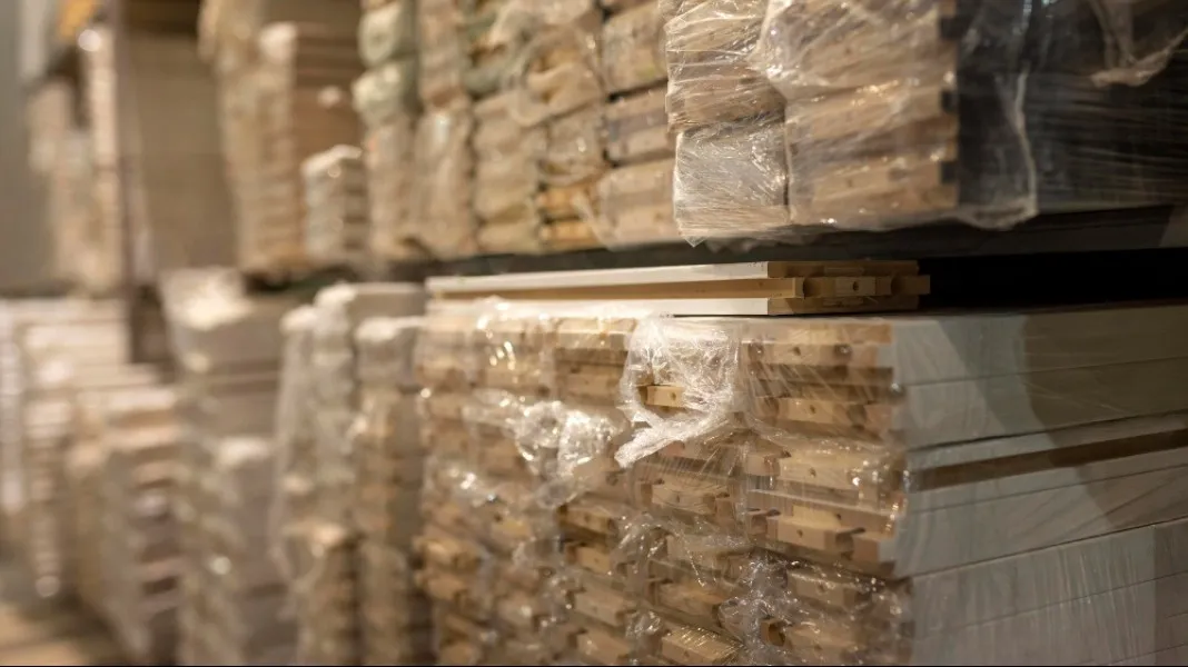 What to Look for in a Wholesale Plywood Supplier Before Placing a Bulk Order