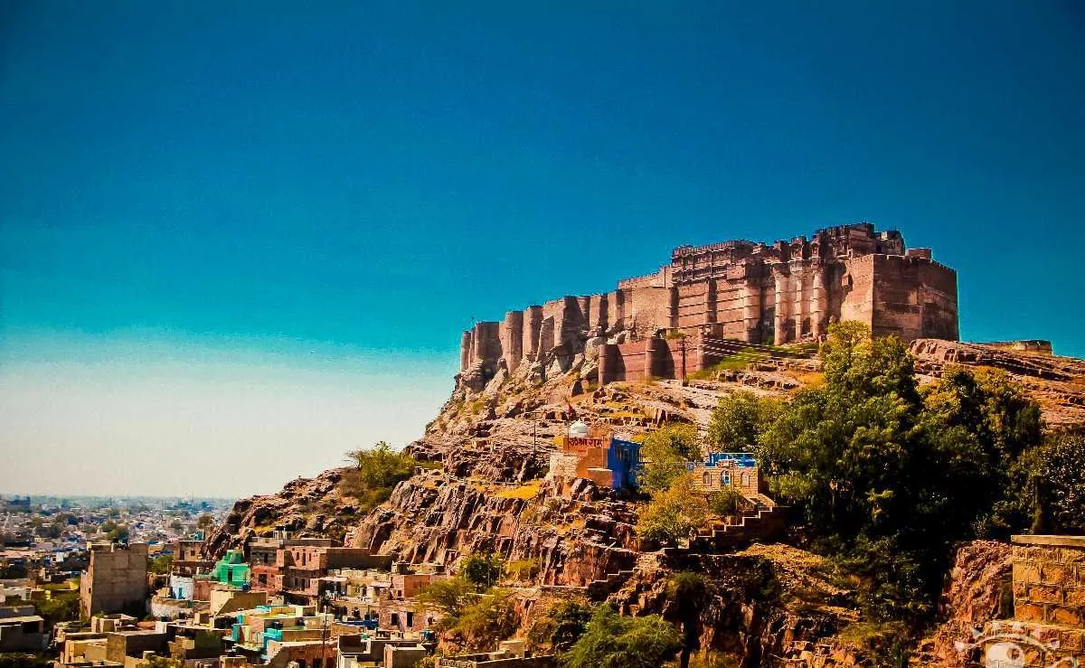 Places To Visit In Jodhpur
Mehrangarh Fort
Mehrangarh Fort, Jodhpur Overview
Mehrangarh, also kno...