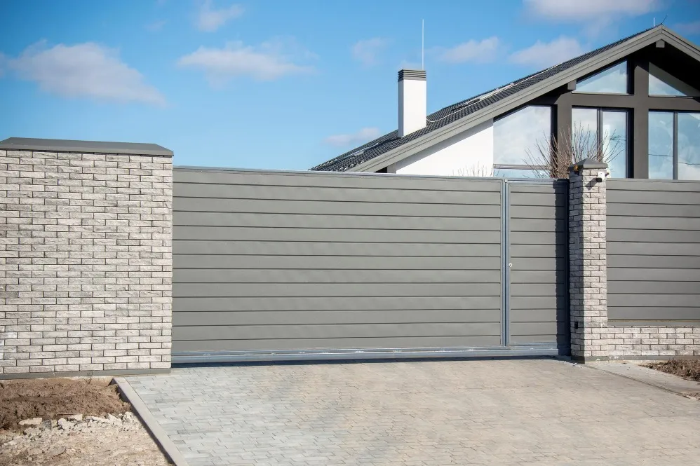 Why a Motorized Swing Gate Is a Smart Choice for Modern Properties