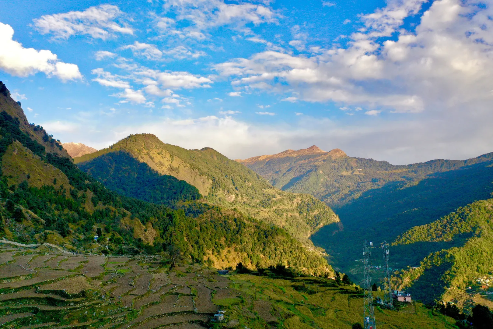 Tourist Places in Uttarakhand
Chopta
Chopta Tourism
Chopta, a small hamlet located in Uttarakhand...