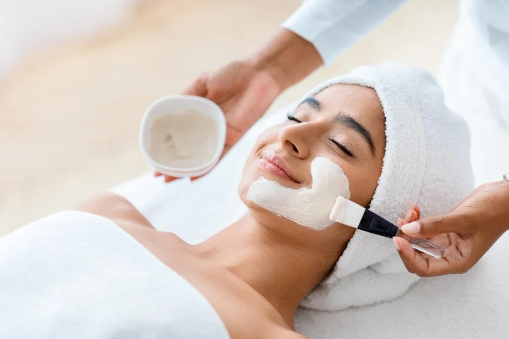 Is Skin Polishing in Baner Right for You? A Complete Guide Before You Book a Session
