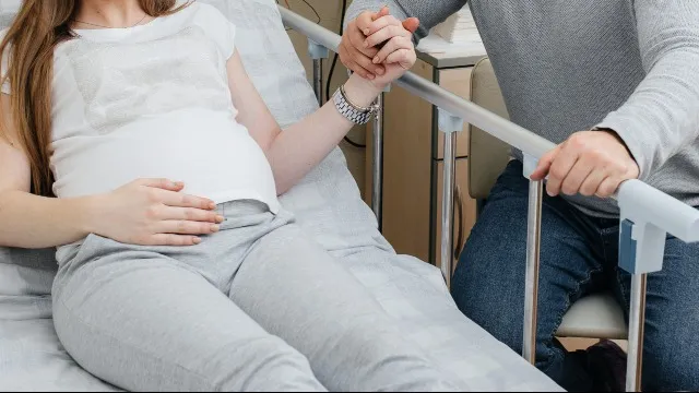 High Risk Pregnancies in Vashi: Early Identification, Monitoring, and Safe Management