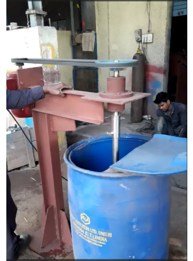 200 Liter Capacity Homogeniser stand model machine manufacturer and supplier in Nagpur, Bhandara, Go...