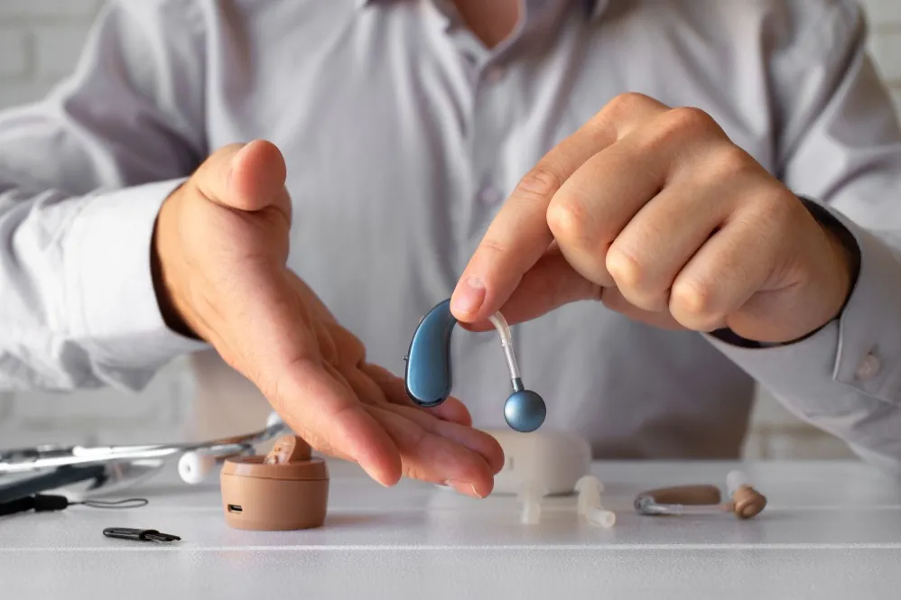 Hearing Aids in Mumbai: Types, Fitting and Everyday Adjustment
