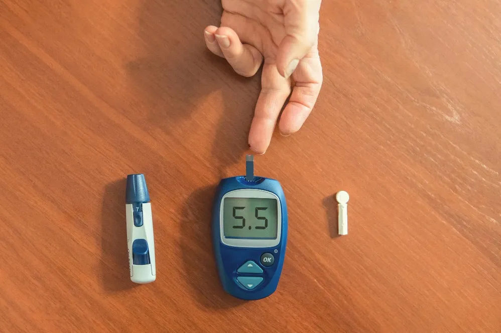 Low Blood Sugar Management in Vashi: Recognizing, Treating, and Preventing Hypoglycaemia