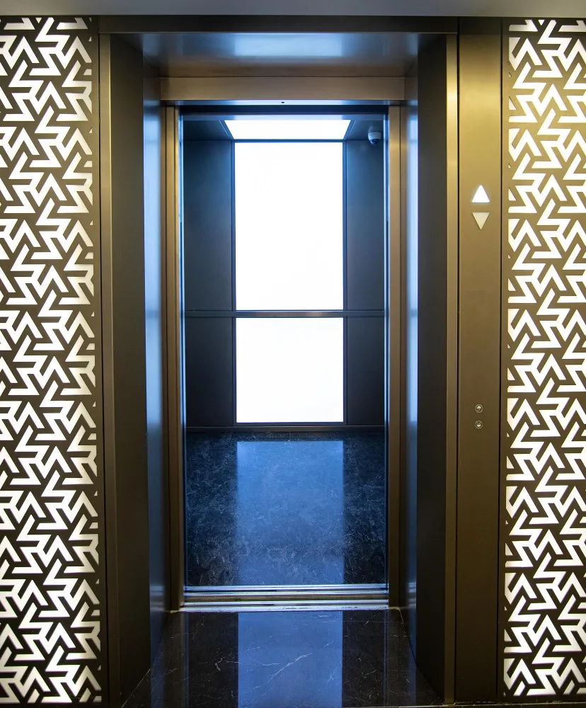 SS Designer Sheets for Lift Interiors in Mumbai, Premium Finishes for High-Traffic Spaces
