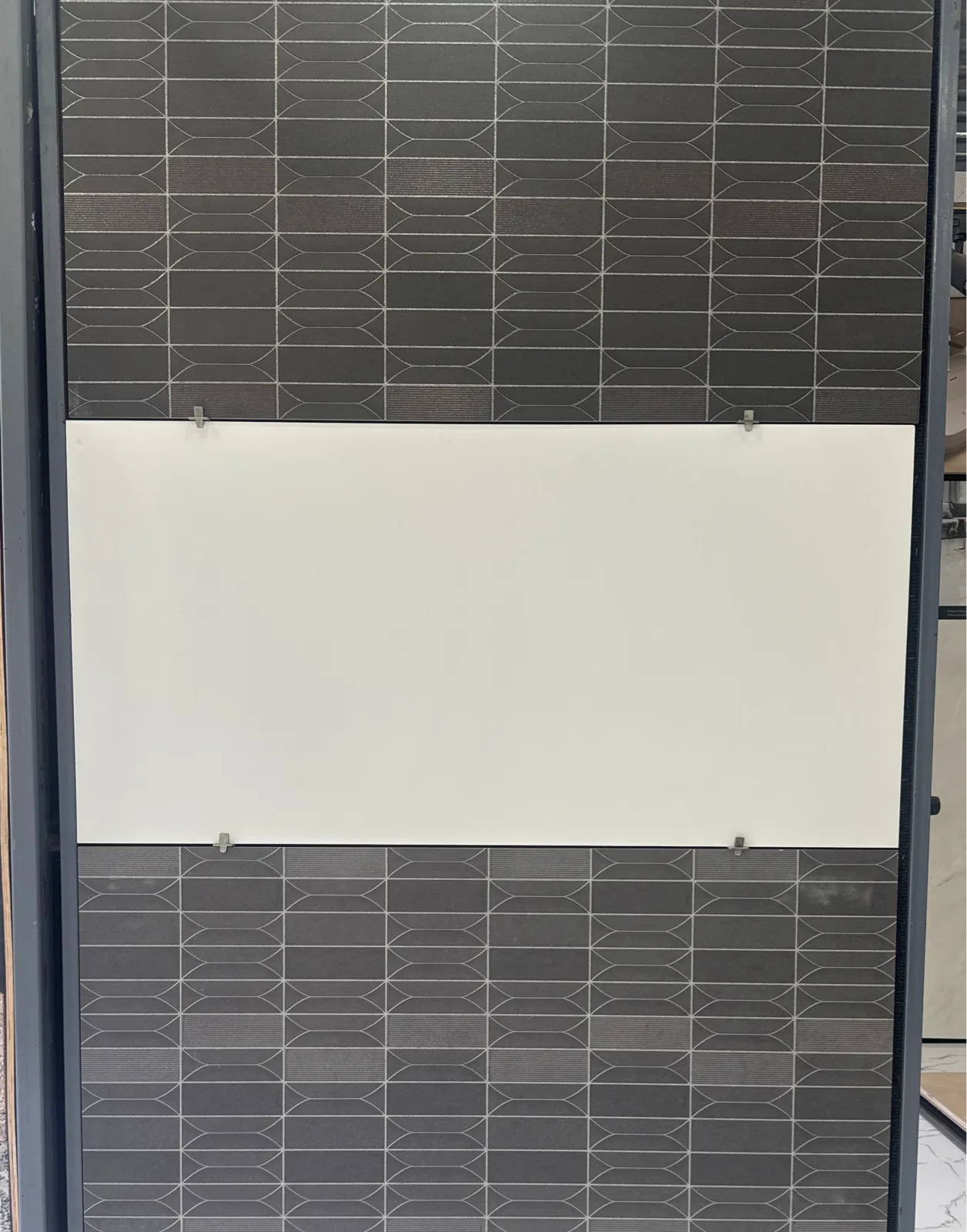 4 x 2 SUBWAY DESIGNER TILES