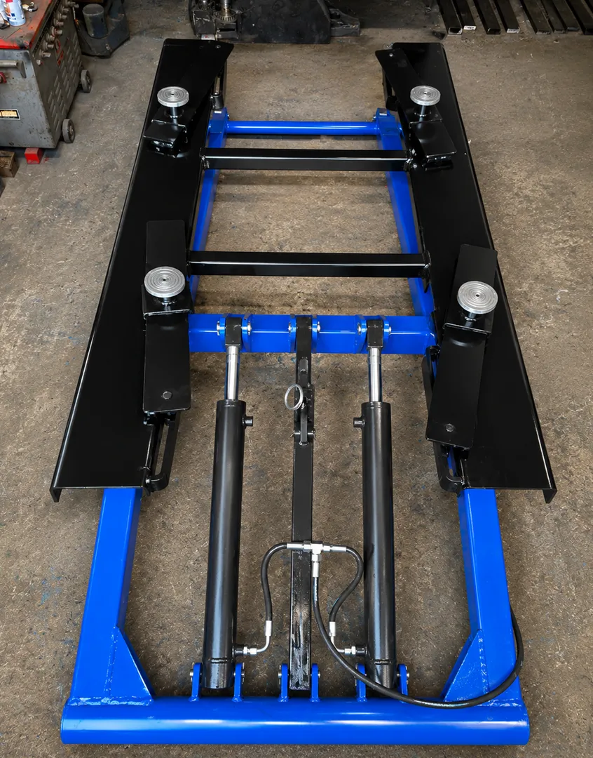 Car washing lift manufacturing in Indore
