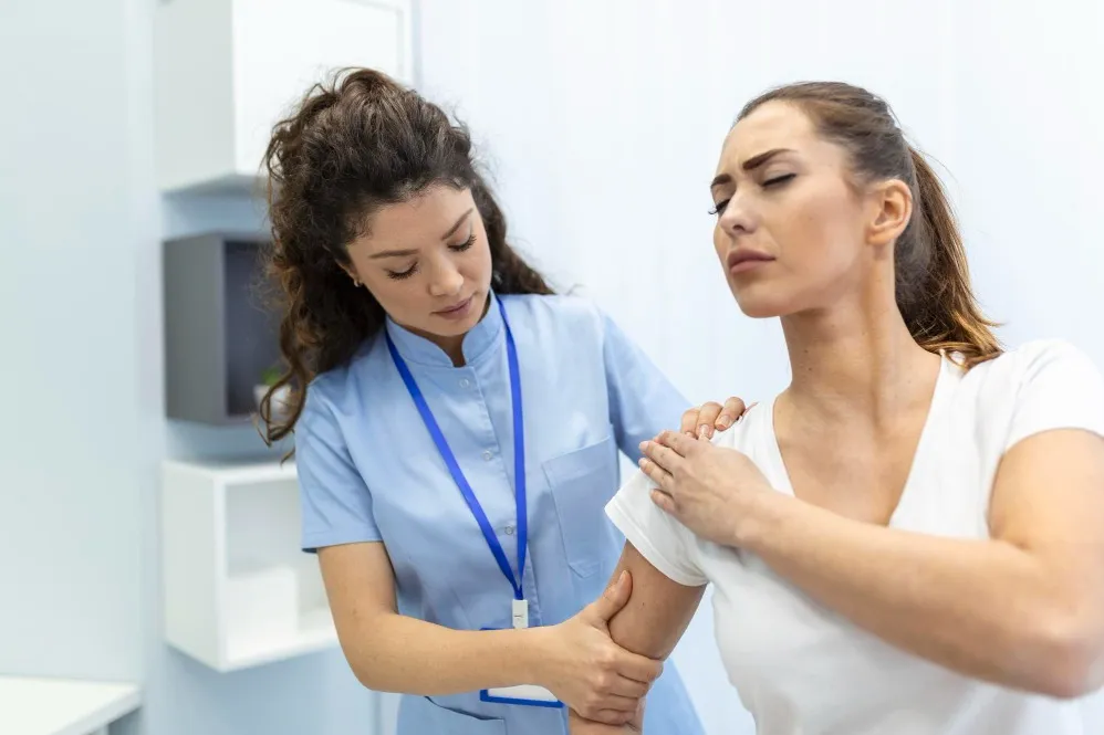 Joint Pain Physiotherapy Treatment and What to Expect During Recovery