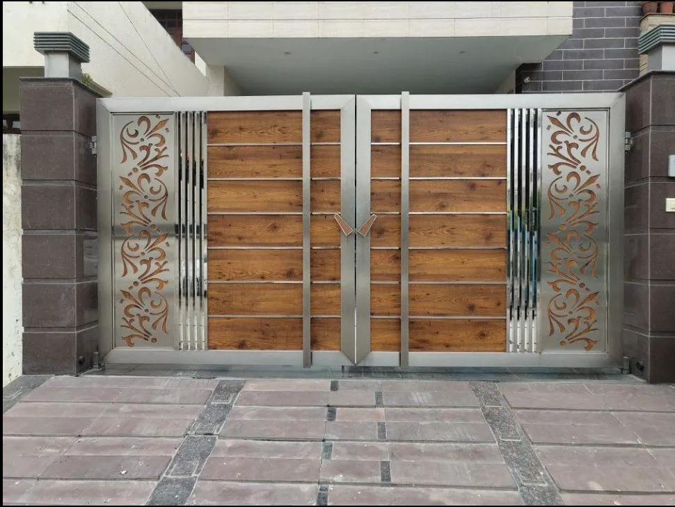 Modern Steel Gate Design & Fancy Steel Grill Installation in Noida Extension