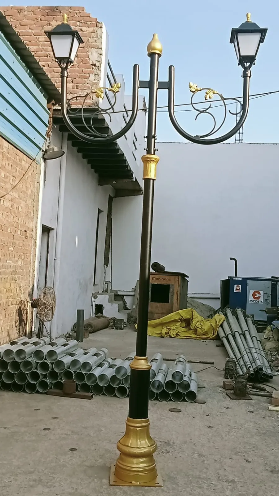 5M Premium Decorative Dual-Arm Lighting Pole