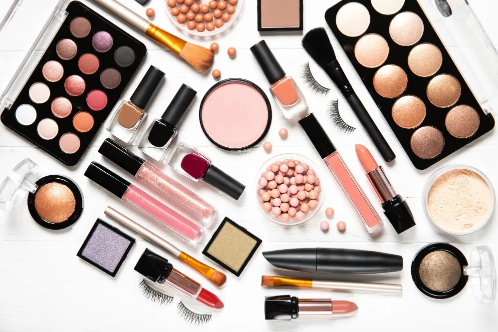 Cosmetic Products Manufacturer in Mangolpuri Delhi for Private Label Beauty Brands