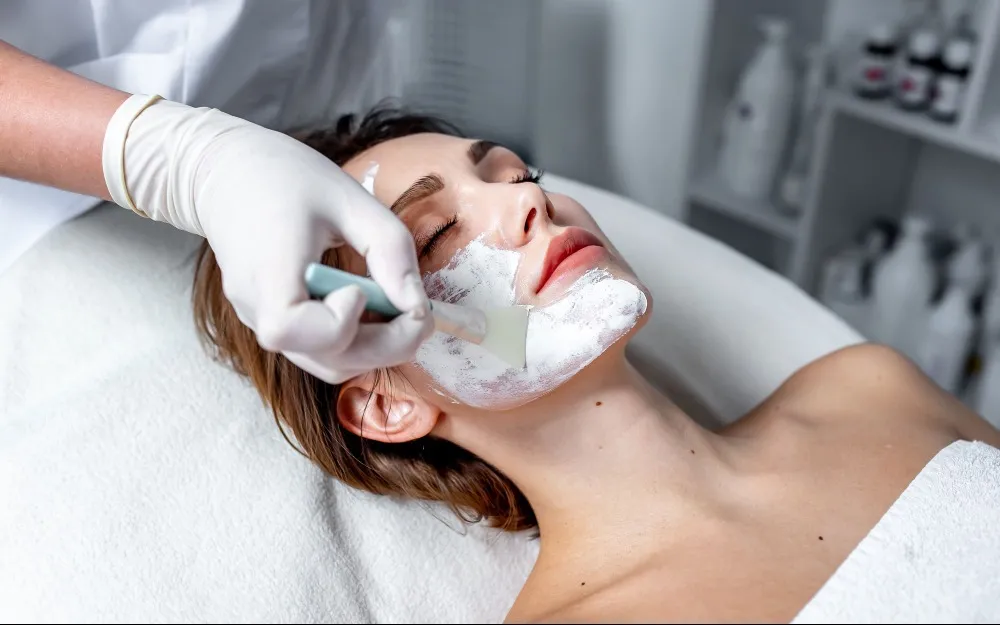 Chemical Peel Treatment in Nagpur: How to Choose the Right Peel for Your Skin
