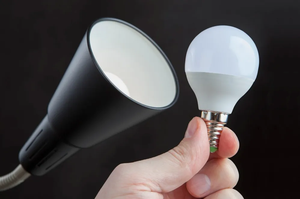 How to Evaluate Lumens Output LED Lighting Before Buying for Your Home or Business