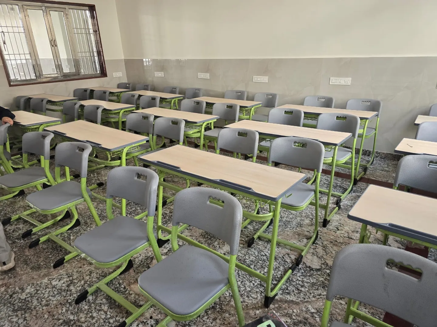 School furniture manufacturers in Delhi with price