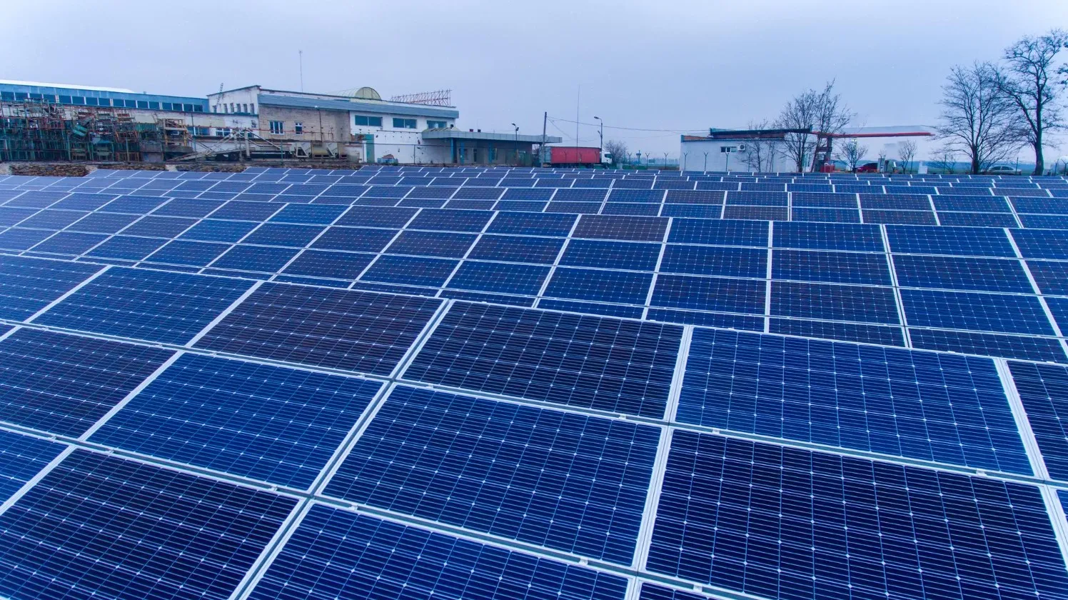 Choosing the Right Industrial Solar System for Your Facility