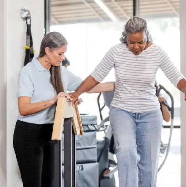 Parkinson’s Disease Physiotherapy Clinic in South Delhi | PhysioNyx