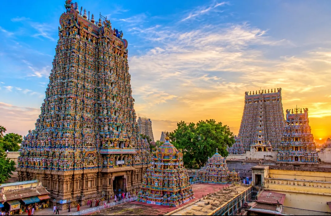 Must visit One of the most famous temples in South India, dedicated to Goddess Meenakshi and Lord Sh...