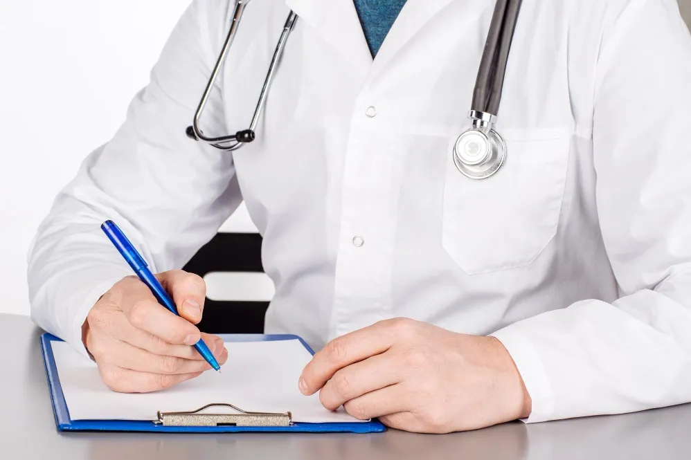 Best MD Medicine Doctor in Pune for Comprehensive Adult Healthcare