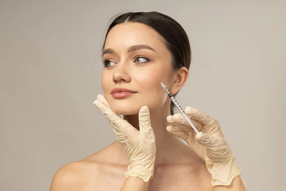 How to Choose the Best Botox Clinic in Pitampura Without Compromising on Safety